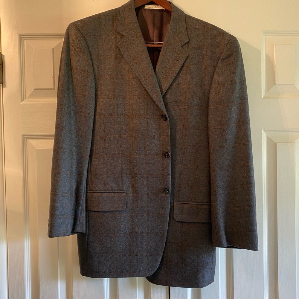 Excellent condition men’s sport coat!